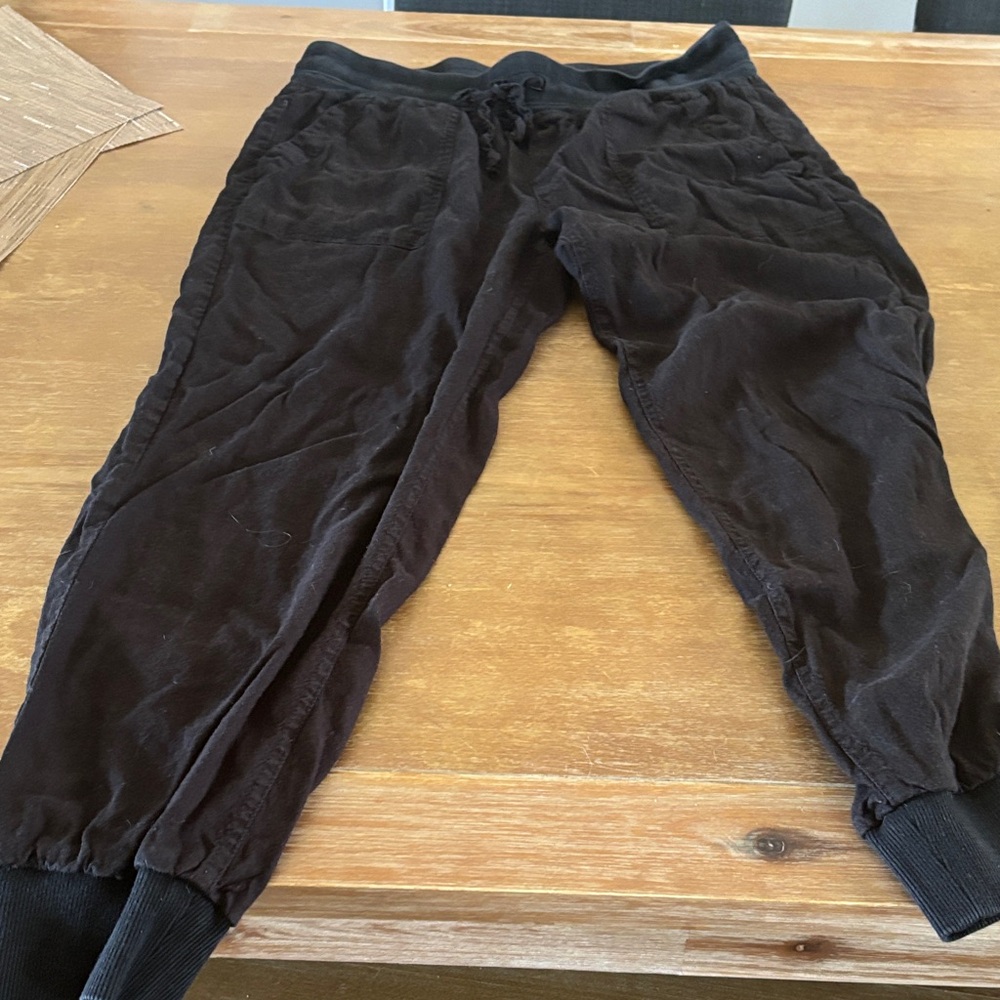 Kut from the Kloth Black high waisted Jogger Pants Size M